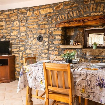 Apartment Larca Канфанар Екстер'єр фото