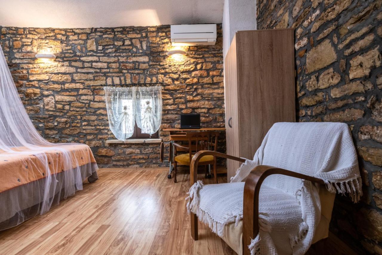 Apartment Larca Канфанар Екстер'єр фото
